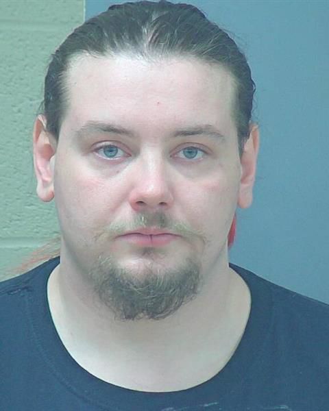 Bruce man charged with breaking in to store